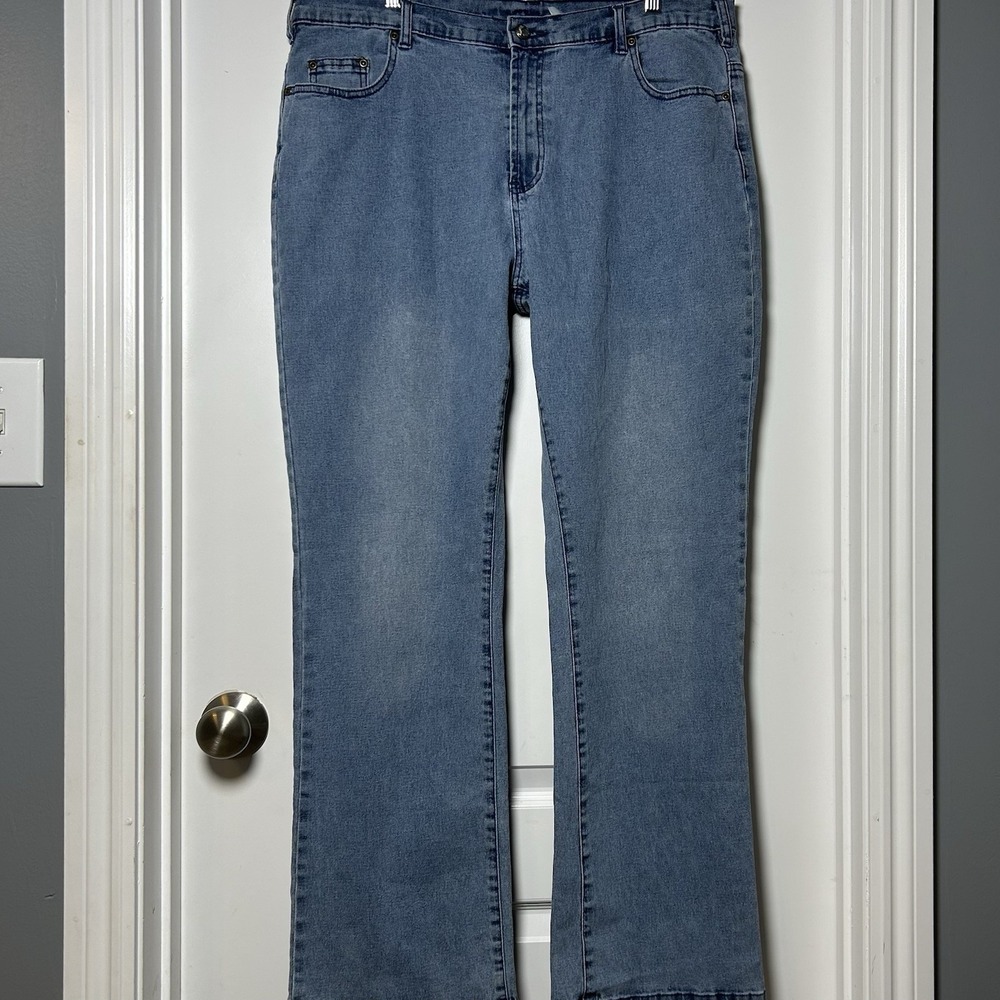 DG2 Diane Gilman Vintage Y2K Americana Rhinestone Flag Pocket‎ Bootcut Jeans